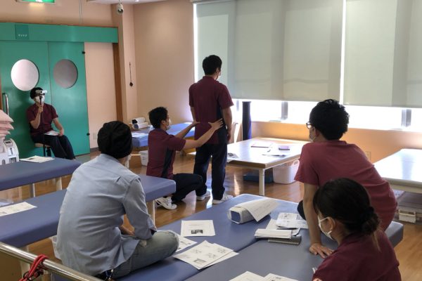 8月 療法士院内勉強会を行いました。